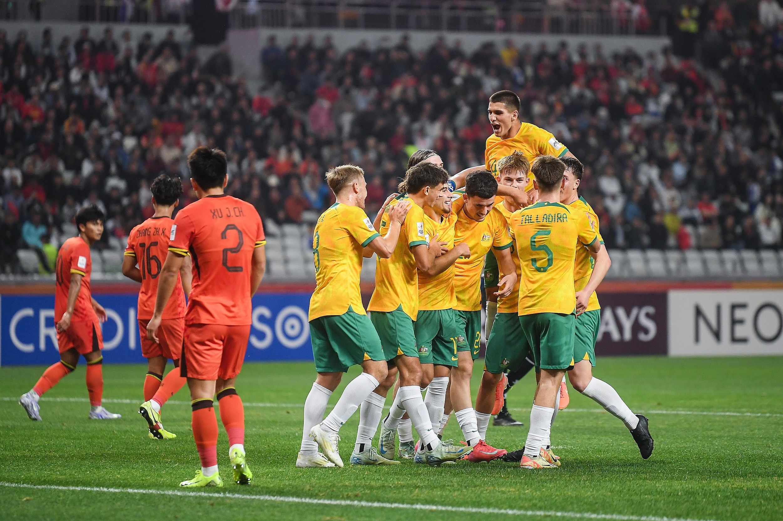 半岛体育官网入口-亚洲球队实力爆发，挑战欧美强队