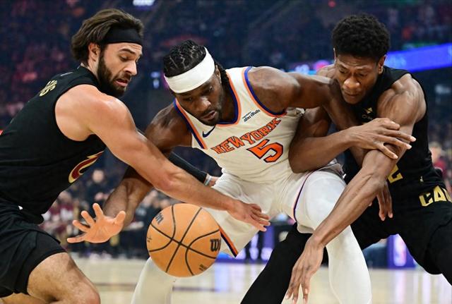 半岛体育入口-尼克斯反弹起飞，全队统一团结争夺总冠军的简单介绍