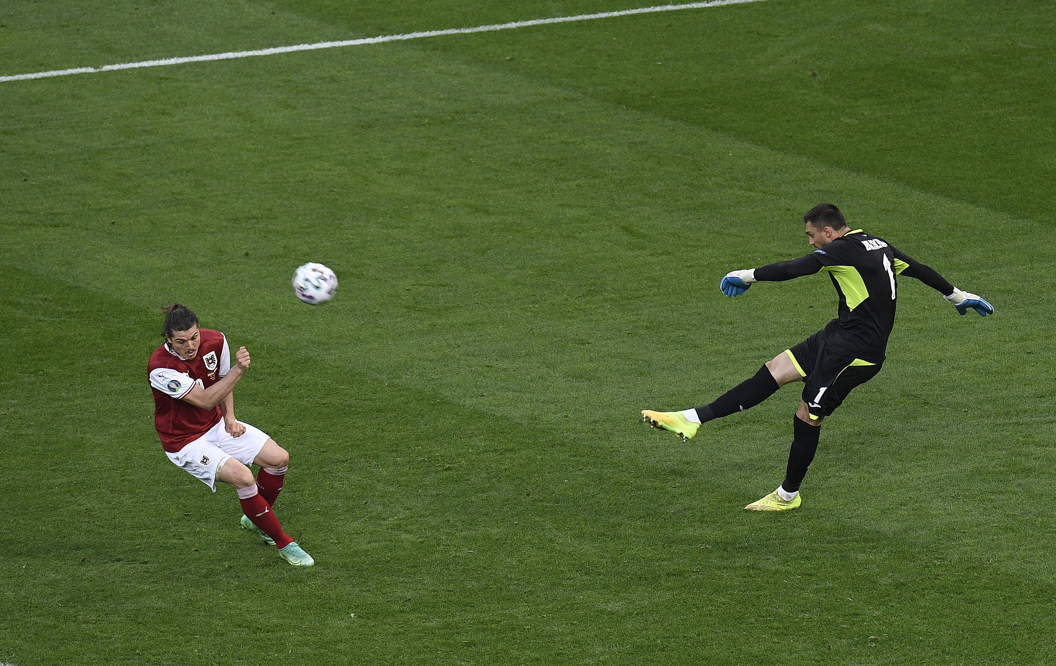 半岛综合体育官网入口-奥地利胜出，晋级欧锦赛四强巅峰的简单介绍