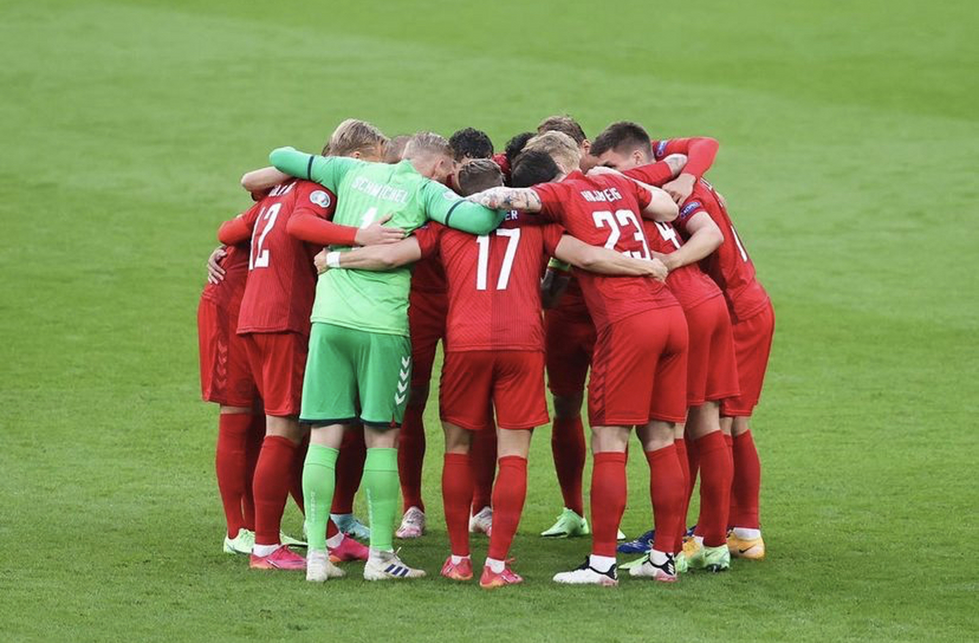 半岛体育入口-包含英格兰惨败止步，小组进程受阻的词条